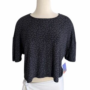 French Affair NWT Women’s Stylish Black Leopard Print Crop Top Size XL